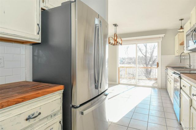 5670 W 71st Avenue, Arvada, CO 80003