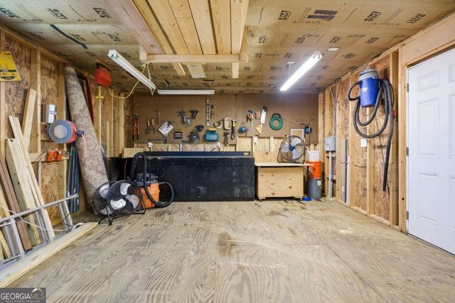 1040 Smithwyck Drive, Canton, GA 30115