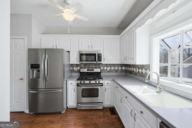 1040 Smithwyck Drive, Canton, GA 30115