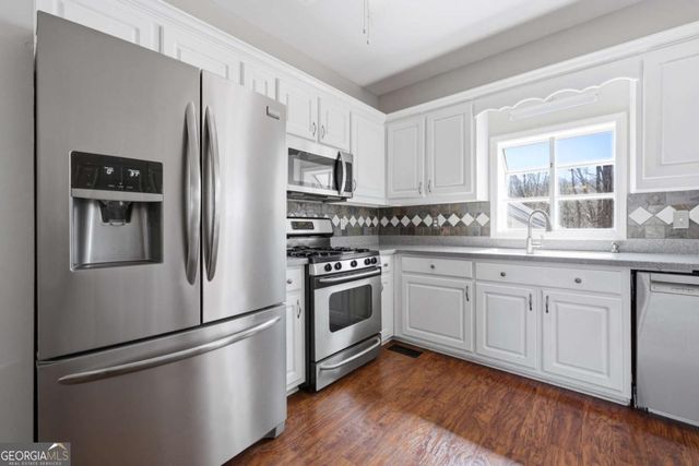 1040 Smithwyck Drive, Canton, GA 30115