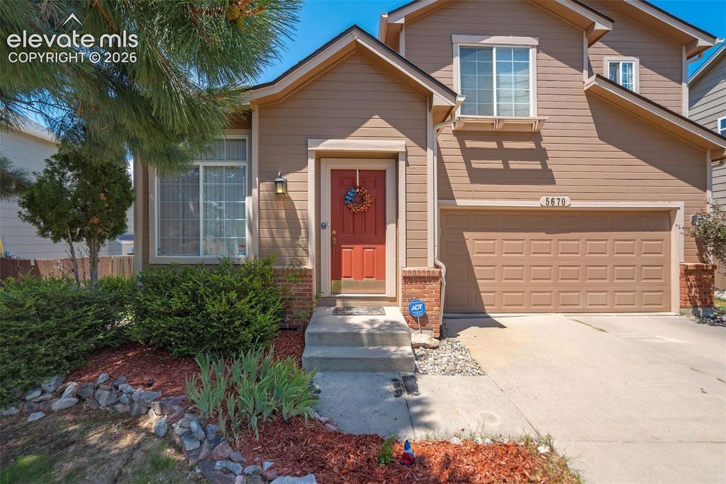 5670 Astoria Way, Colorado Springs, CO 80919 — photo 2