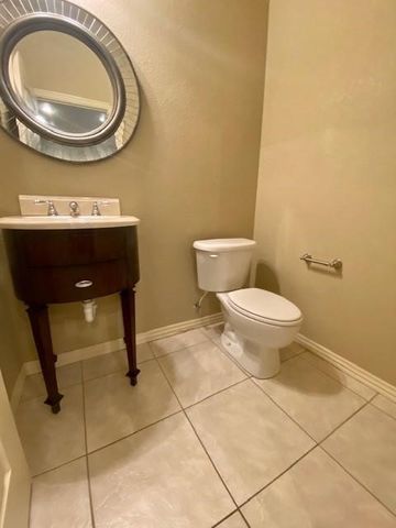 3170 W Montrail Place, Fayetteville, AR 72704