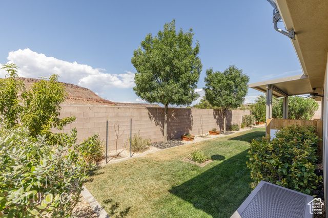1229 E BLACK BRUSH DR, Washington, UT 84780