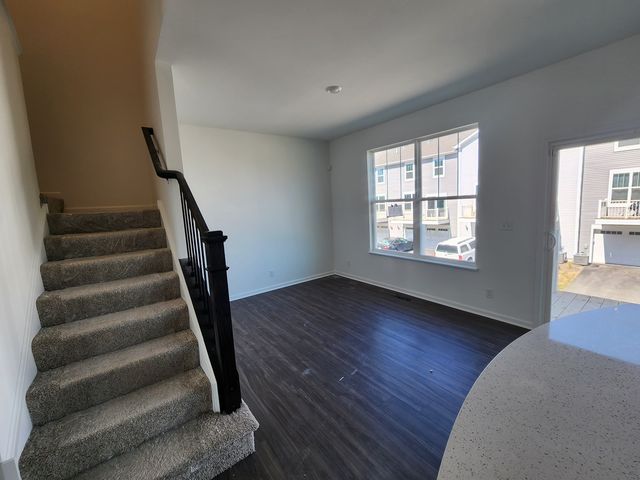 1033 Atterberg Road, South Elgin, IL 60177