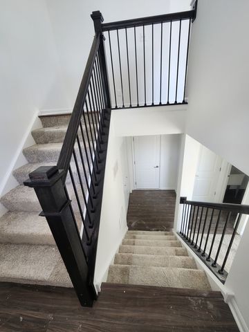 1033 Atterberg Road, South Elgin, IL 60177