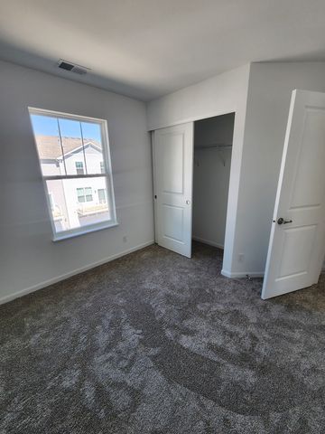 1033 Atterberg Road, South Elgin, IL 60177