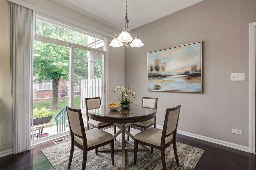 467 Pine Lake Circle, Vernon Hills, IL 60061 — photo 5