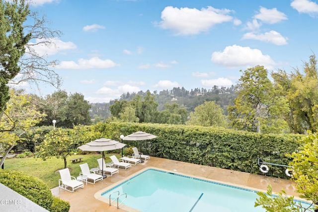 190 Arroyo Terrace 203, Pasadena, CA 91103