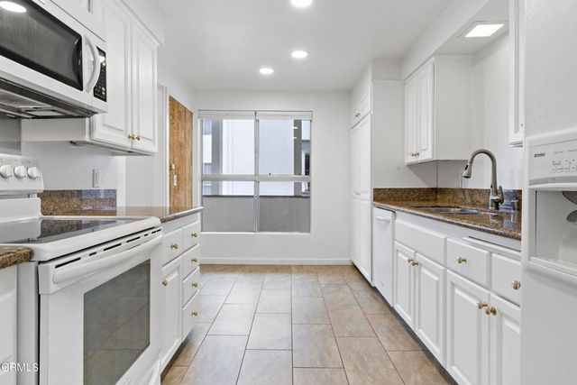 190 Arroyo Terrace 203, Pasadena, CA 91103