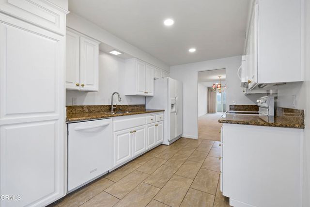 190 Arroyo Terrace 203, Pasadena, CA 91103