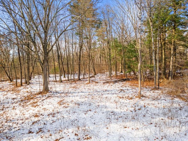 L12 Rr 9W, Bethlehem, NY 12158