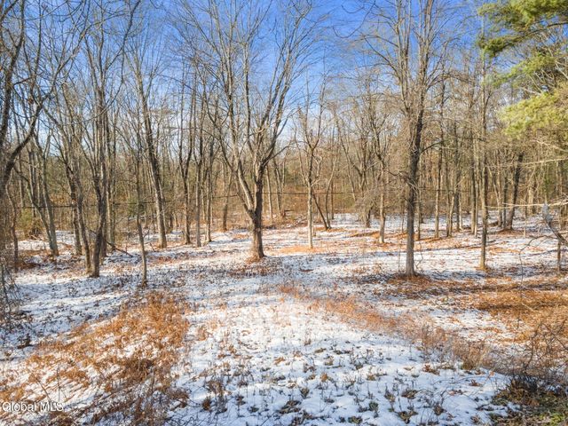 L12 Rr 9W, Bethlehem, NY 12158