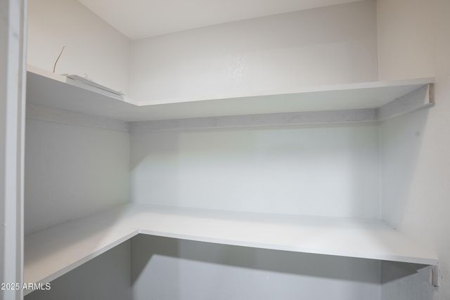 1123 W MENDOZA Avenue, Mesa, AZ 85210