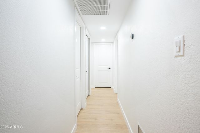 1123 W MENDOZA Avenue, Mesa, AZ 85210