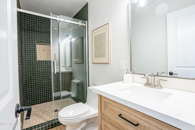 1123 W MENDOZA Avenue, Mesa, AZ 85210