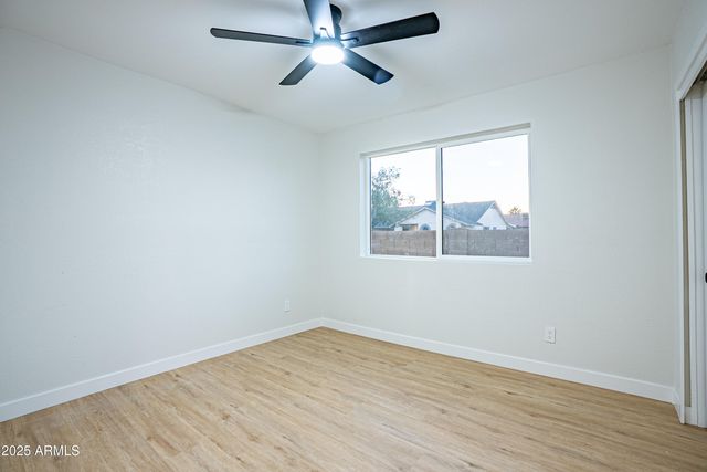 1123 W MENDOZA Avenue, Mesa, AZ 85210