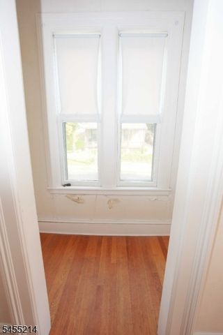 8 High St, Stanhope Boro, NJ 07874