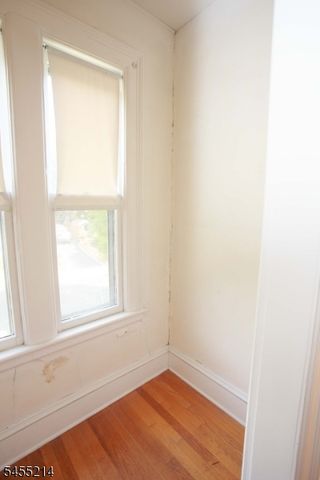 8 High St, Stanhope Boro, NJ 07874