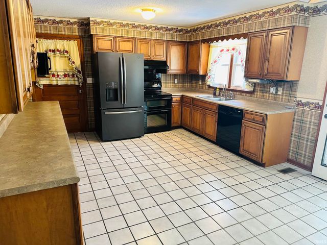 4304 Newport Road, Spencer, IN 47460