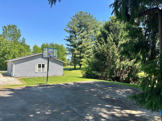 4304 Newport Road, Spencer, IN 47460
