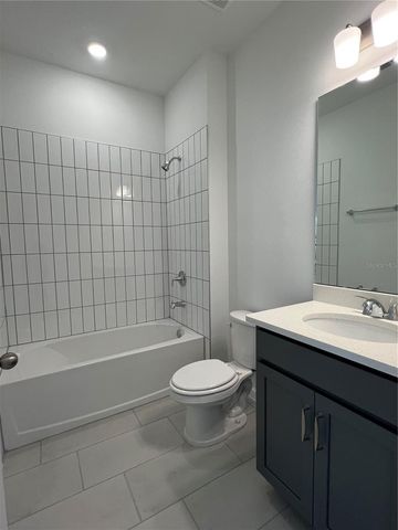 1715 CADENCE STREET, Minneola, FL 34715