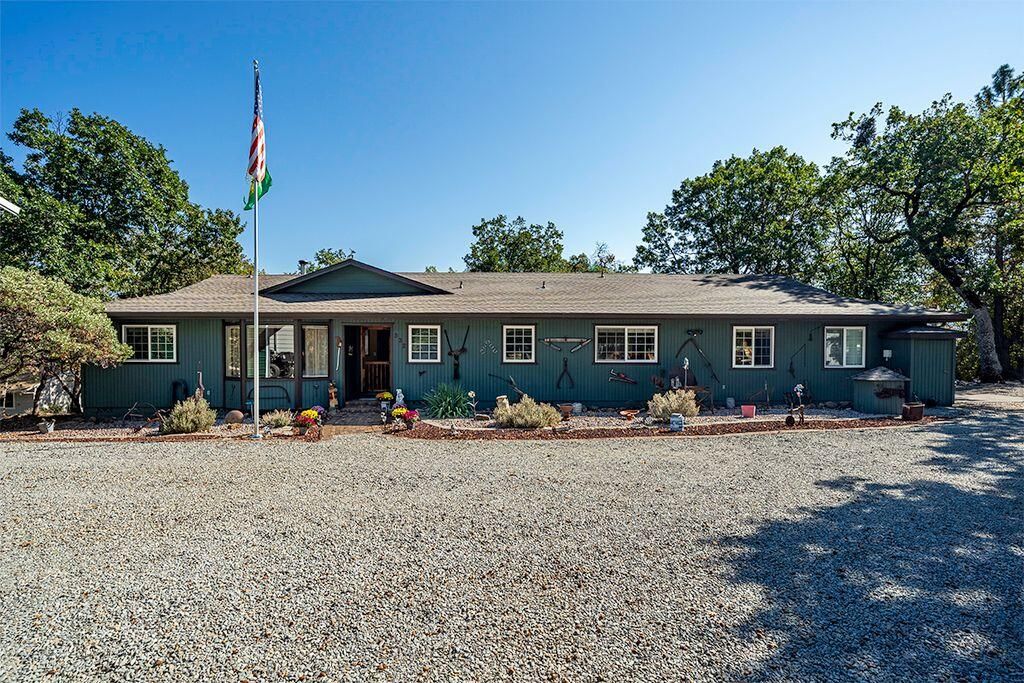 332 RENE Drive, Shady Cove, OR 97539