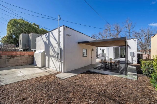 3510 Somerset, Los Angeles, CA 90016