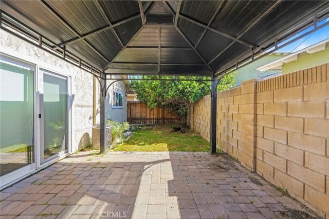 11736 215th Street, Lakewood, CA 90715