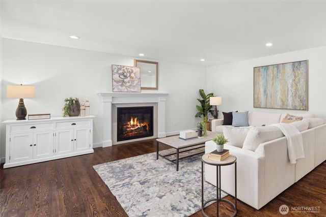 7204 153rd Avenue NE, Redmond, WA 98052