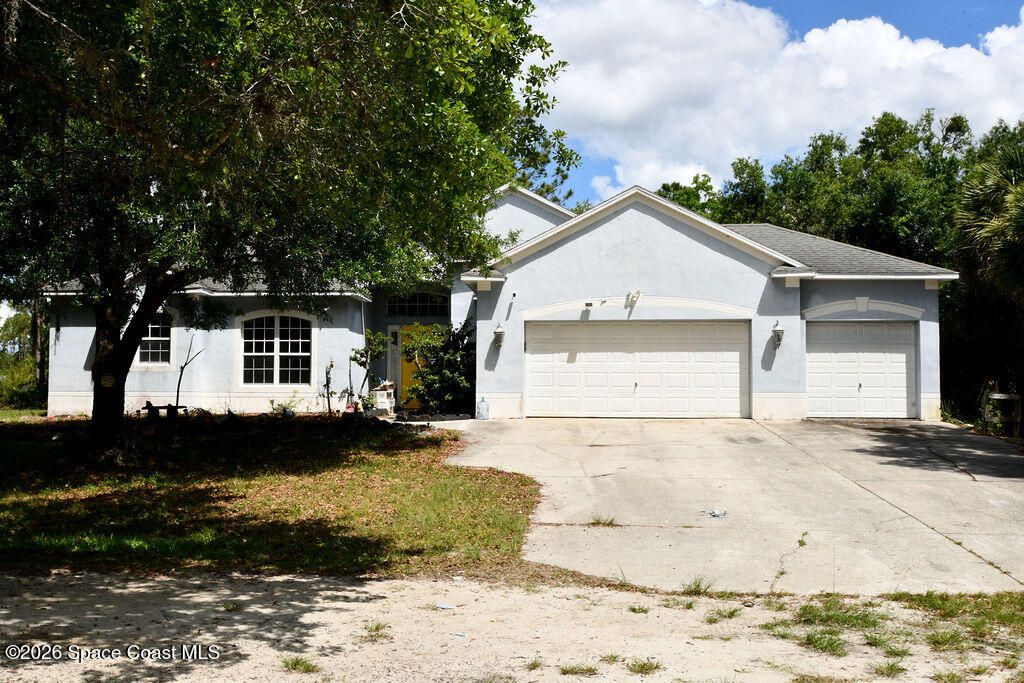 3025 Fawn Lake Boulevard, Mims, FL 32754