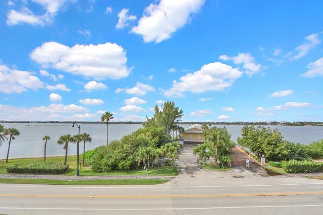 3030 S Ocean Boulevard S 332, Palm Beach, FL 33480