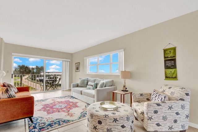 3030 S Ocean Boulevard S 332, Palm Beach, FL 33480