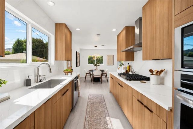 1406 Fairfield Street, Glendale, CA 91201
