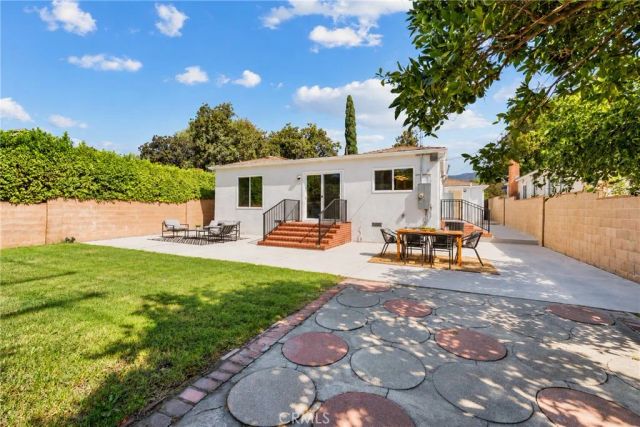 1406 Fairfield Street, Glendale, CA 91201