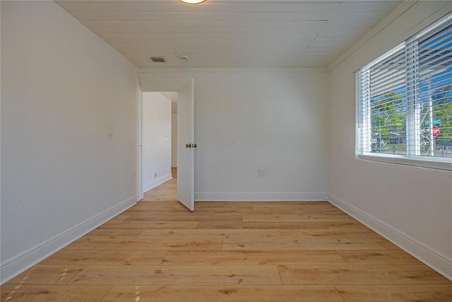 4630 COURTLAND STREET, Tampa, FL 33610