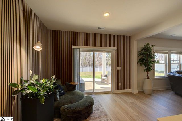 860 Burghley Circle, Greer, SC 29651