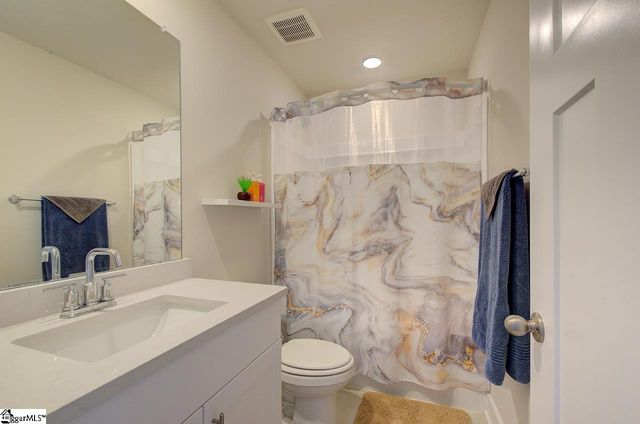 860 Burghley Circle, Greer, SC 29651