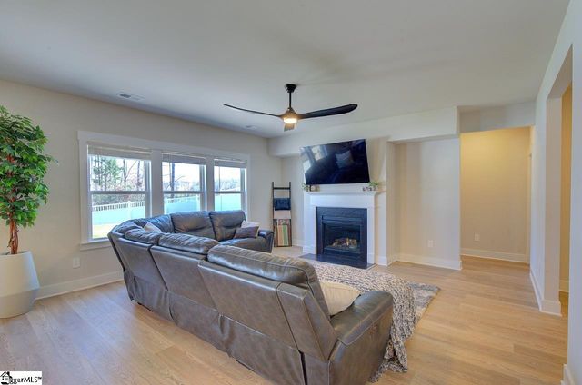 860 Burghley Circle, Greer, SC 29651