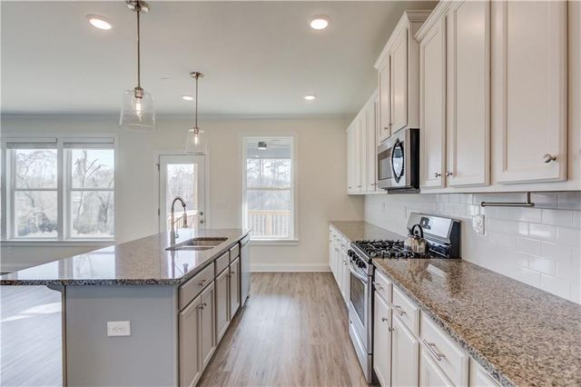 4145 Radford Oaks Lane, Cumming, GA 30028