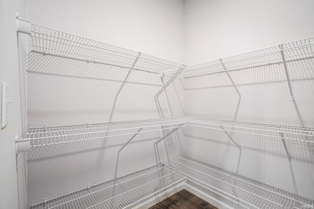 8213 Catberry Trail, Fort Wayne, IN 46804