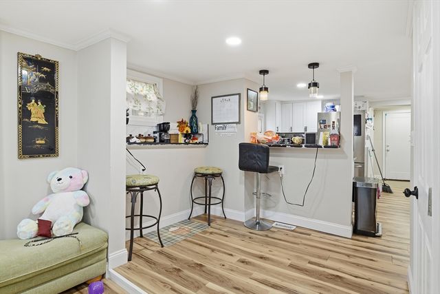 238 E Main St, Chicopee, MA 01020