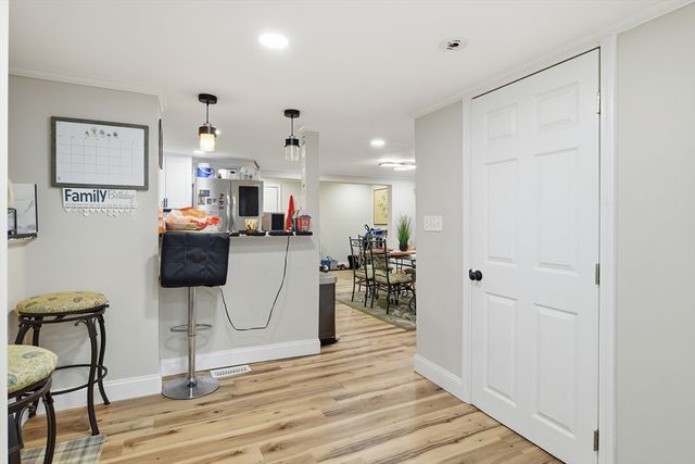 238 E Main St, Chicopee, MA 01020