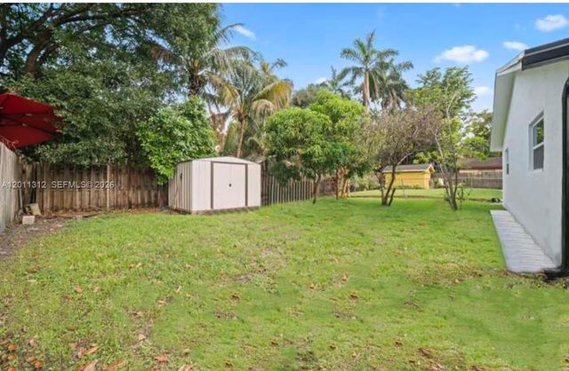 2320 SW 18th Terrace 1, Fort Lauderdale, FL 33315