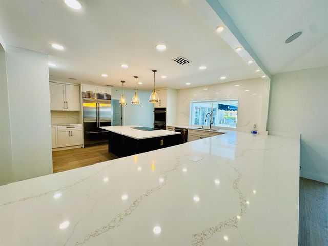 885 Nafa Drive, Boca Raton, FL 33487
