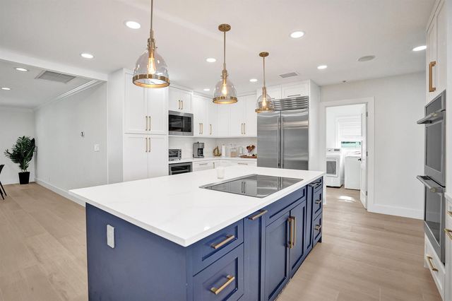 885 Nafa Drive, Boca Raton, FL 33487