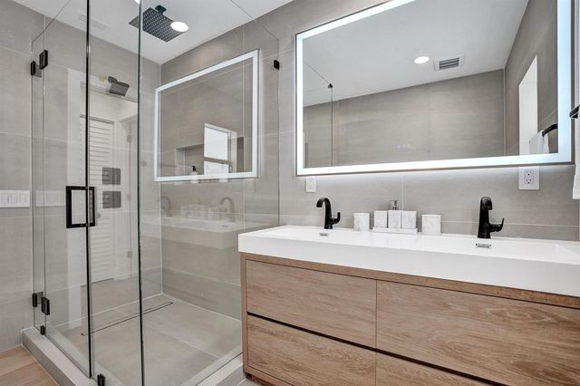 885 Nafa Drive, Boca Raton, FL 33487