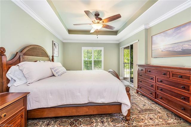 975 Tarpon Cove DR 204, Naples, FL 34110