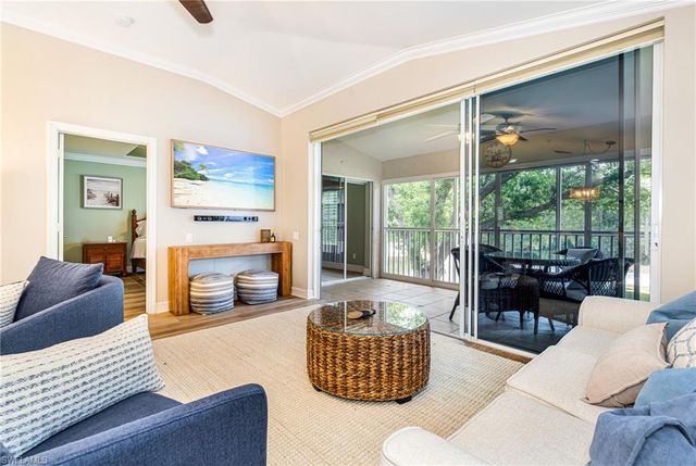 975 Tarpon Cove DR 204, Naples, FL 34110