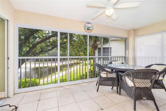 975 Tarpon Cove DR 204, Naples, FL 34110