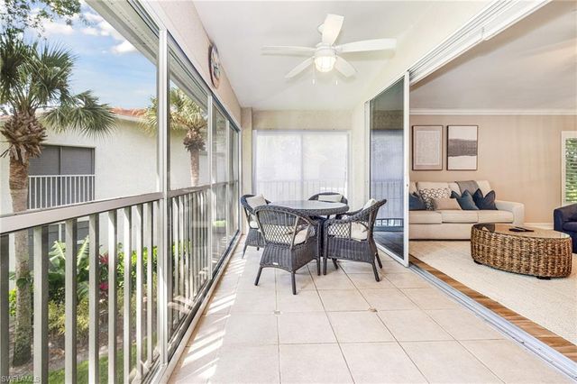 975 Tarpon Cove DR 204, Naples, FL 34110